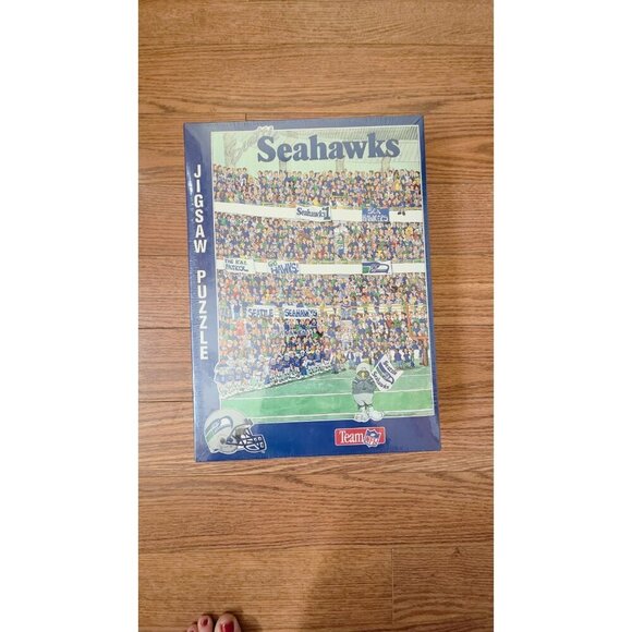 Seattle Seahawks Jigsaw Puzzle "Fandemonium" 21.25”x15" Official NFL‎ 513 Pieces - Picture 6 of 10